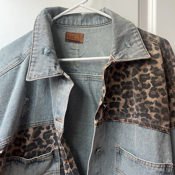 Jean jacket by Paul POL size medium light wash and leopard - Picture 3 of 5